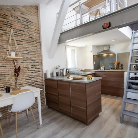 Lumineux Avec Mezzanine Au Coeur De - 43 M², Tout Equipe Et Proche Des Sites Touristiques - Fr-1-616-316